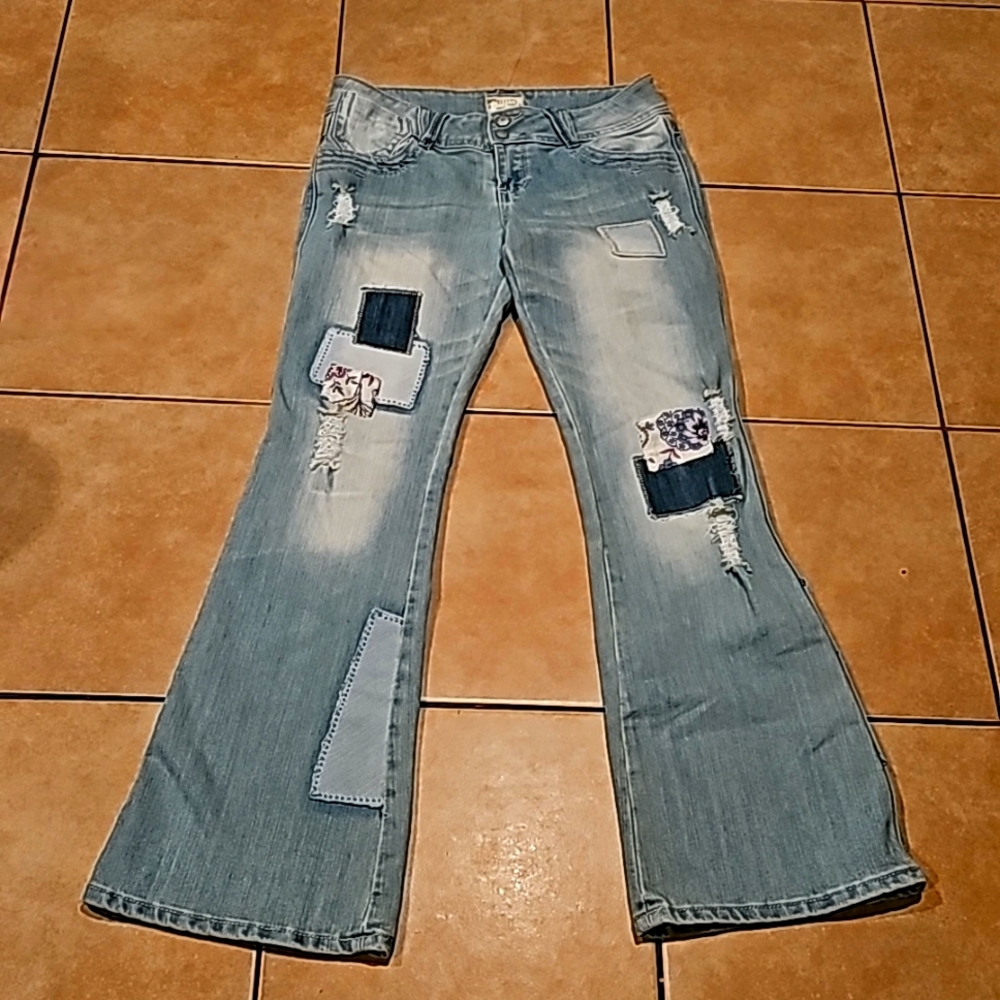Delia's patchwork 👖 jeans